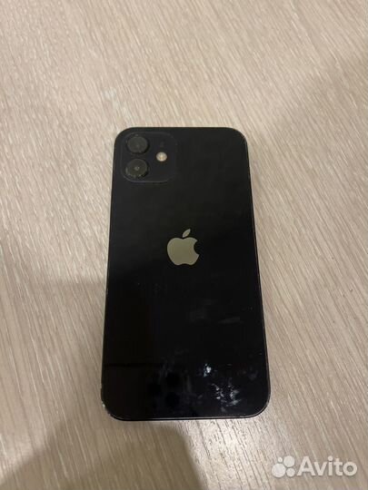 iPhone 12, 64 ГБ