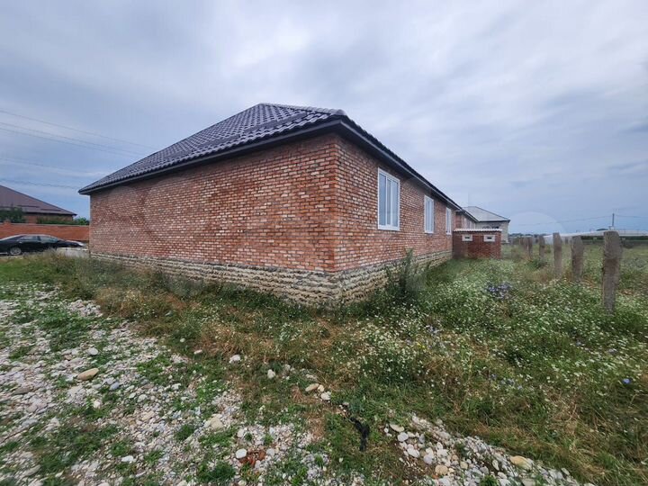 Дом 200 м² на участке 5 сот.