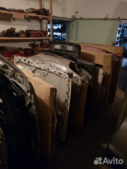 Ford Escort капот 97г