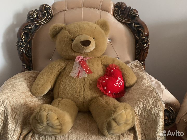 Плюшевый медведь