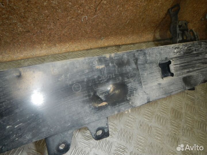 Усилитель бампера переднего, Skoda -karoq (17)