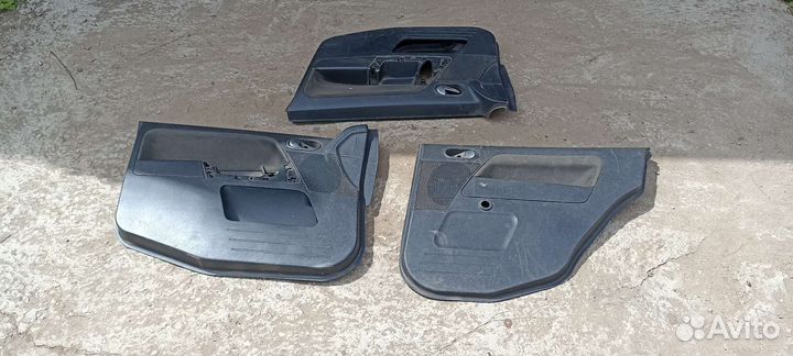 Обшивки дверей ford fusion