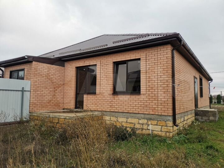 Коттедж 103 м² на участке 3 сот.