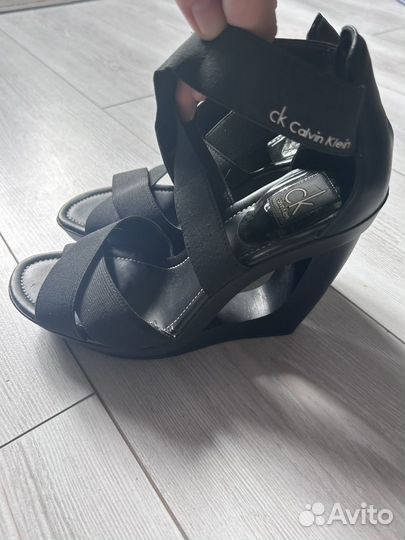 Босоножки женские 40 размер Ck