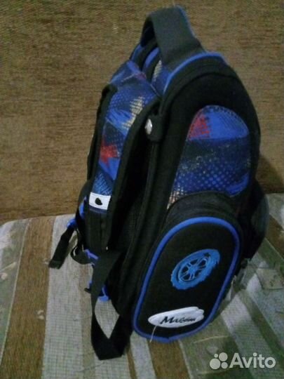 Школьный рюкзак
