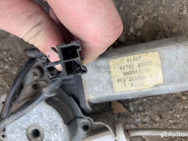 Стеклоподьемник левый задний Nissan Maxima