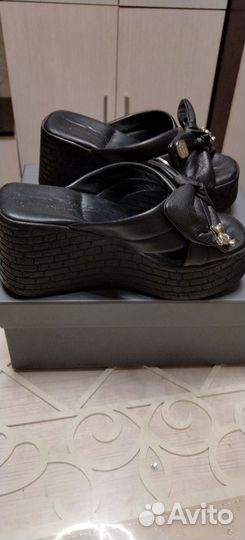 Шлепанцы женские натуральная кожа 36