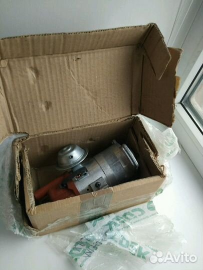 Трамблер bosch на Форд - новый и еще запчасти