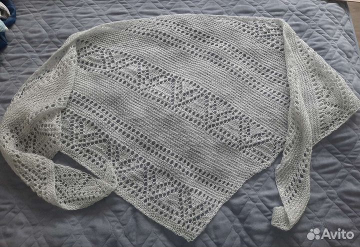 Шаль платок вязанный ручная работа