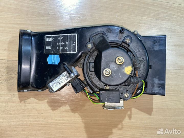 Моторчик печки задний с резистором BMW X5 E53