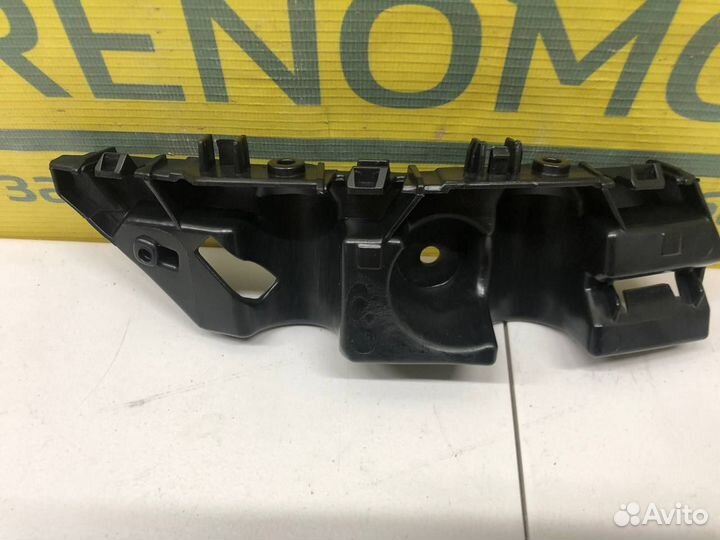 Крепление бампера переднее правое Renault Arkana