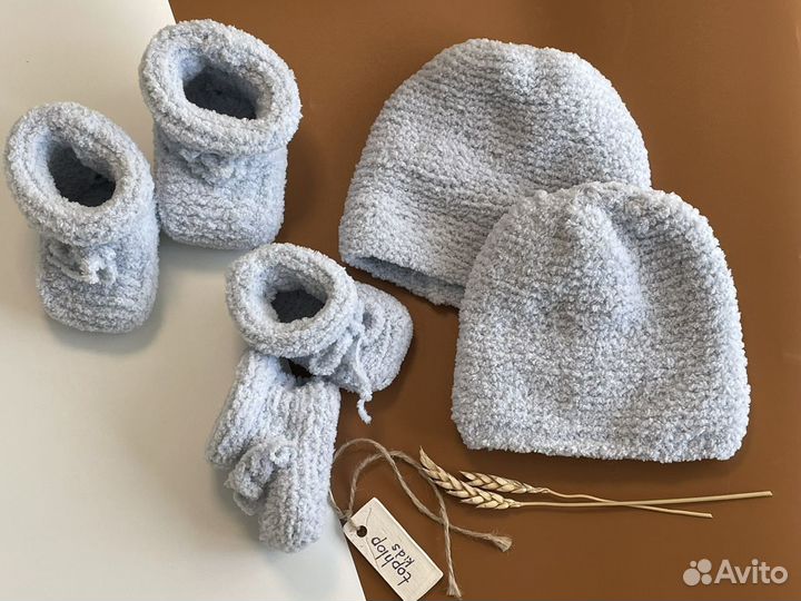 Пинетки и шапочка