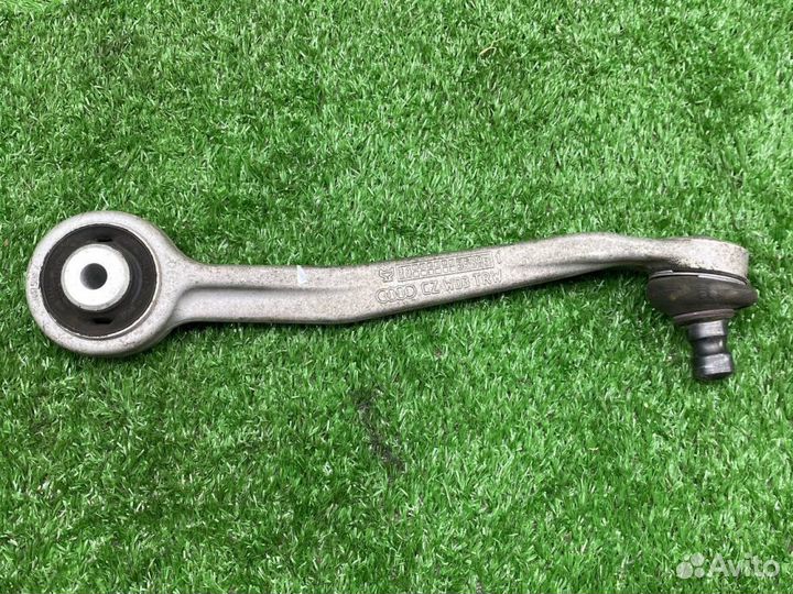 Рычаг передний верхний левый Ауди 8K 8T 4821