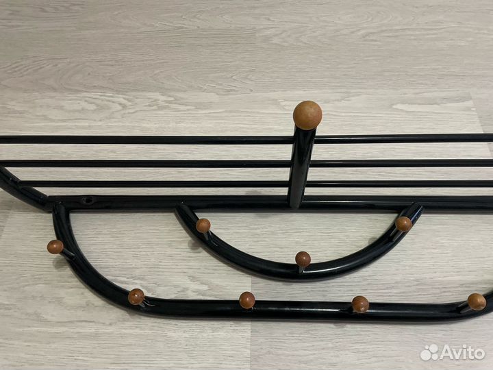 Вешалка настенная бу