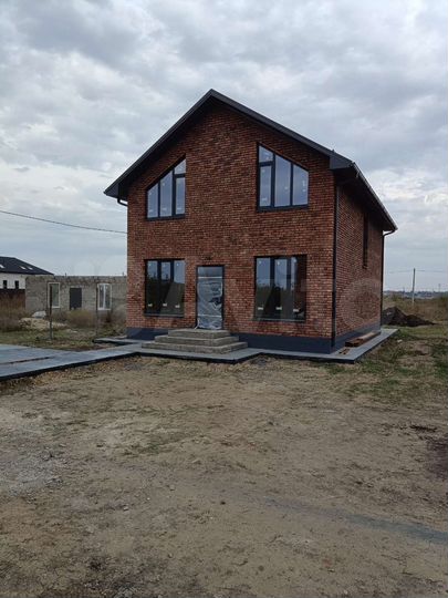 Дом 130 м² на участке 5 сот.