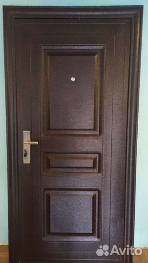 Дверь входная металлическая