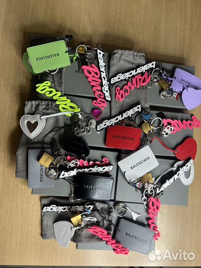 Брелок balenciaga