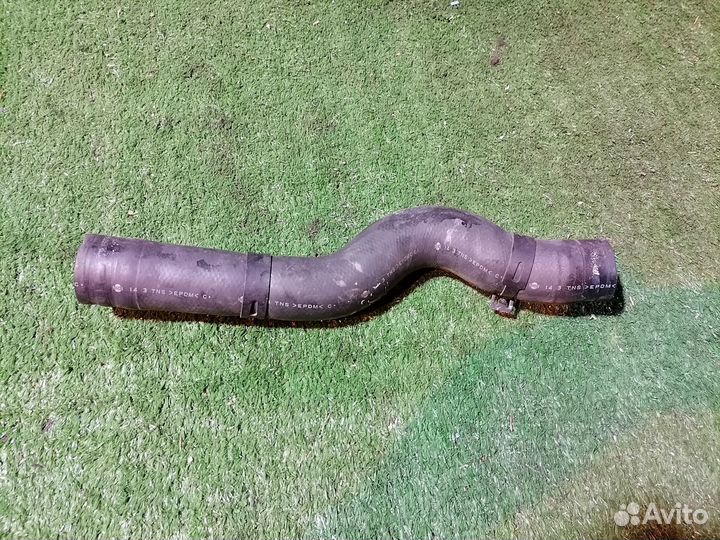 Патрубок охлаждения (радиатора) 21501EG000верхний