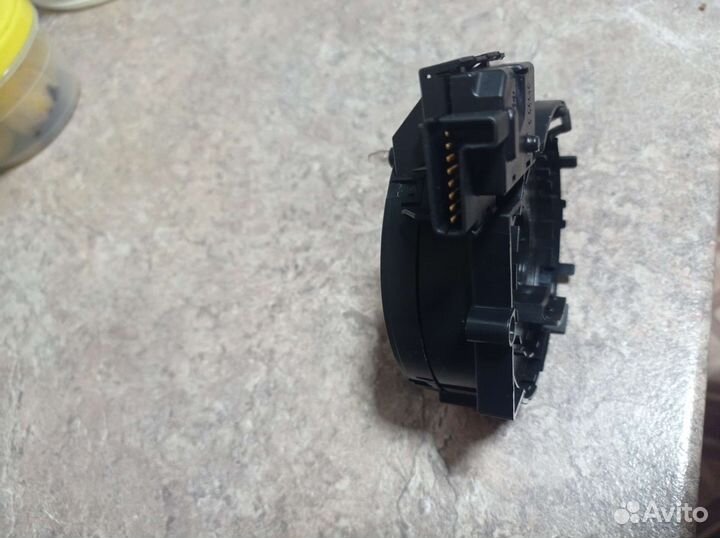 Подрулевой шлейф на Шкоду Октавиа а5