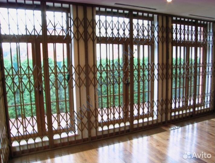 Решетки раздвижные металлические