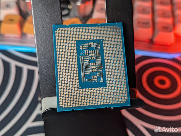 Intel Core i5-12600KF