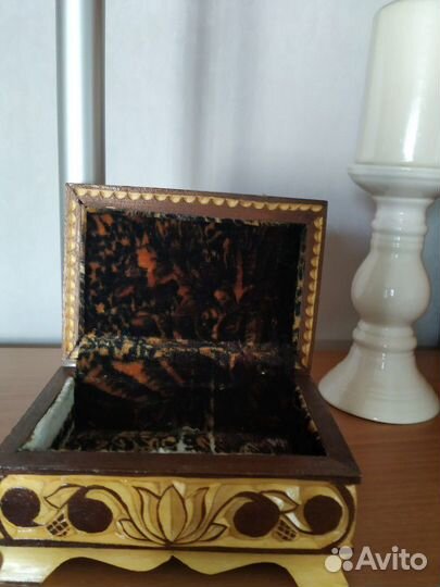 Шкатулка деревянная