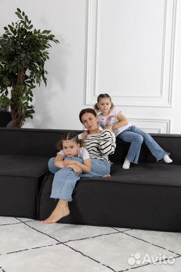 Диван со спальным местом 4400х1800 мм