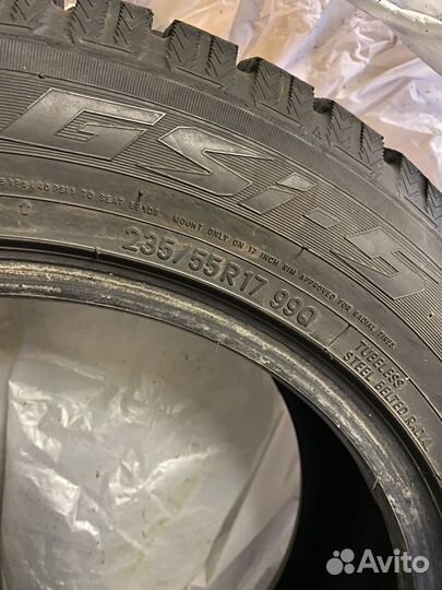 Toyo Observe GSi-5 235/55 R17