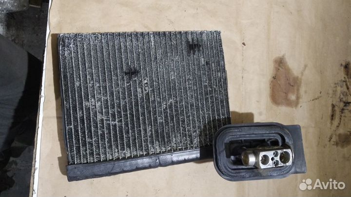 Испаритель BMW X5 E70