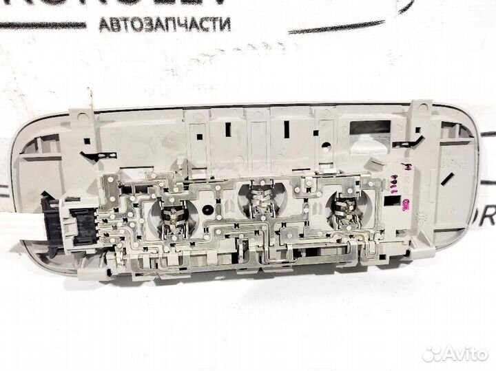 Плафон салонный (задний) VW Golf VI (2008-2013)