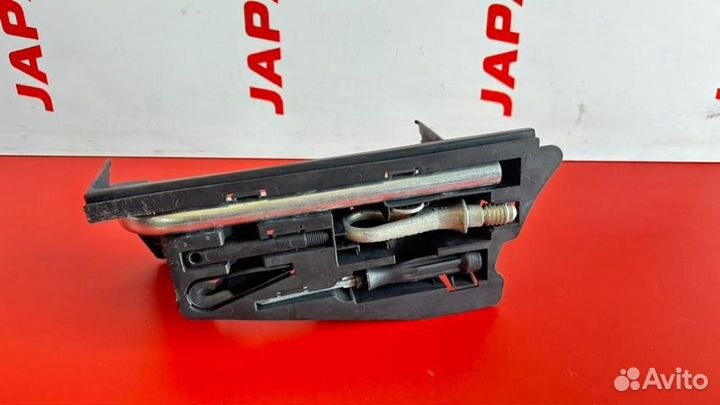 Набор инструментов Audi A6 C6 AUK 3.2 2008