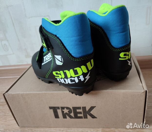 Ботинки лыжные детские Trek Snowrock1