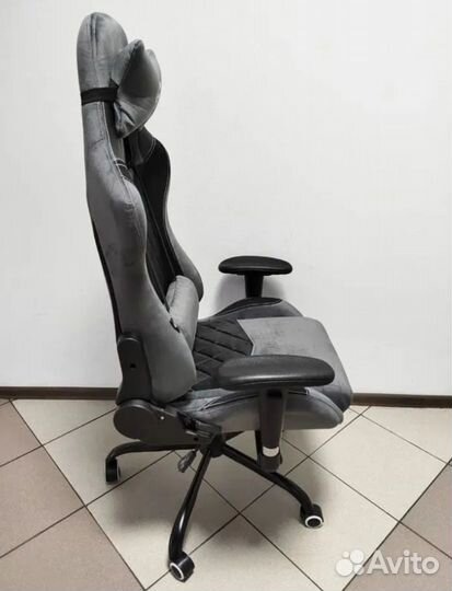 Игровое геймерское кресло компьютерное Велюр