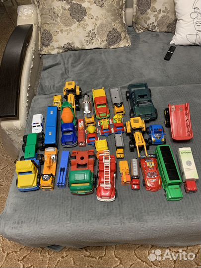 Машинки игрушки