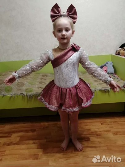 Платье для выступлений фигурное катание