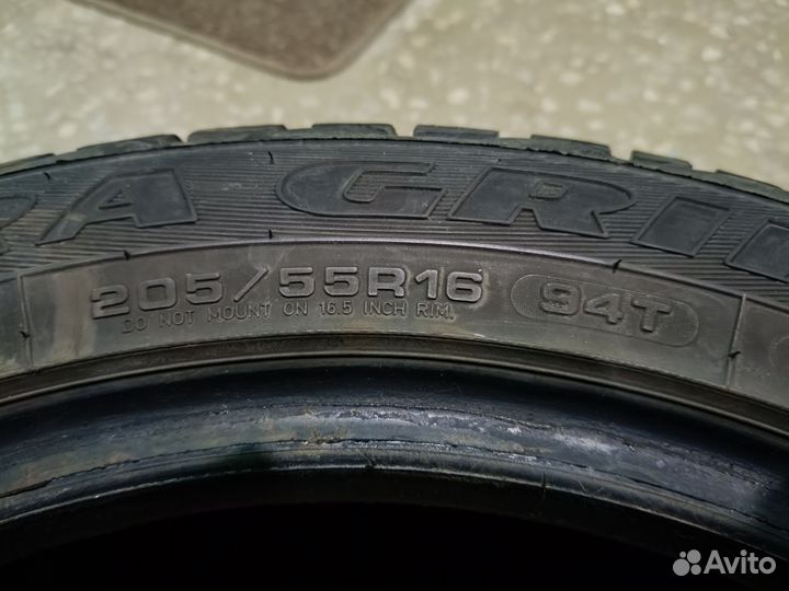 Goodyear Ultragrip 600 205/55 R16 94T