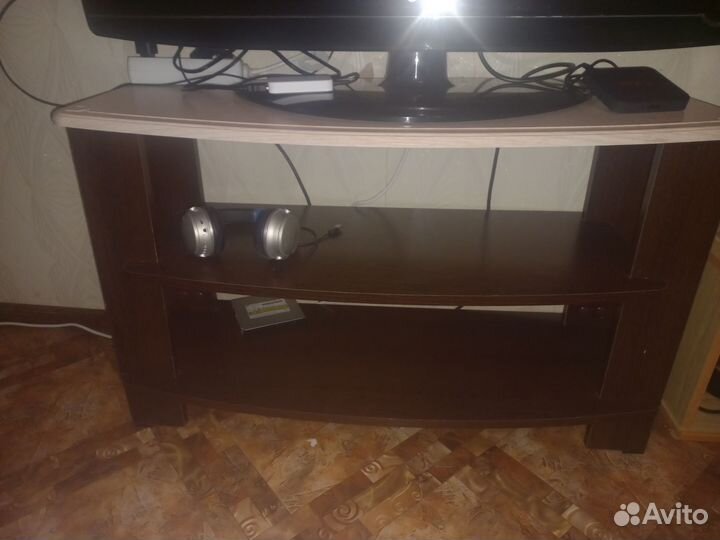 Тумба под телевизор бу