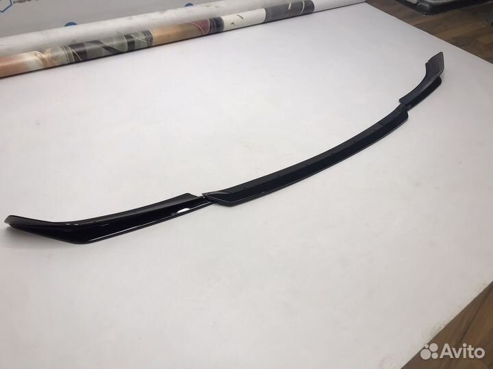 Сплиттер BMW G30 F90 рестайлинг черный глянец