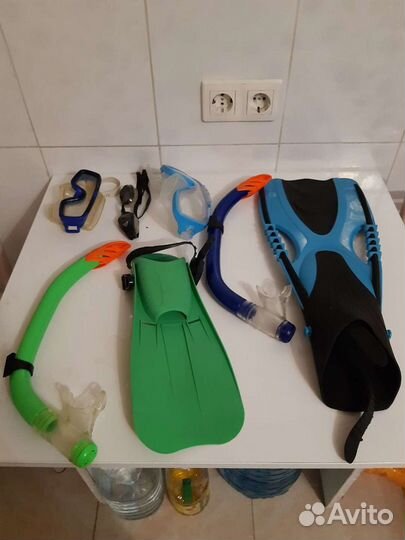 Ласты,маски,трубки,круги,жилетки для плаванья