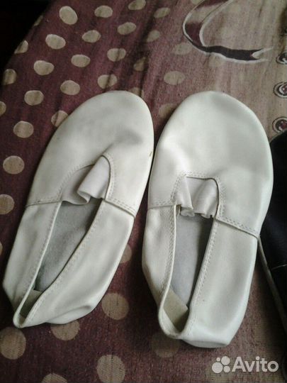 Чешки для занятие спортом и балетки бу