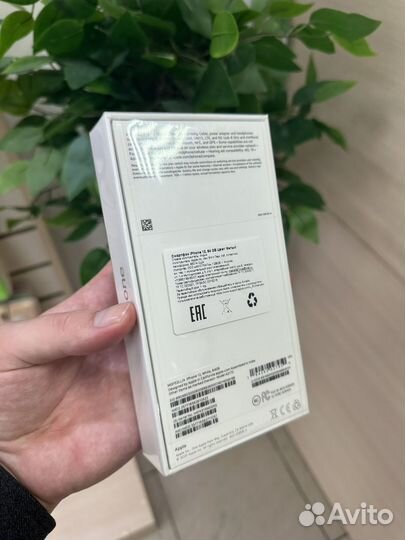 iPhone 12, 64 ГБ