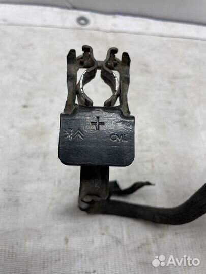 Клемма аккумулятора плюс Citroen C3 Picasso