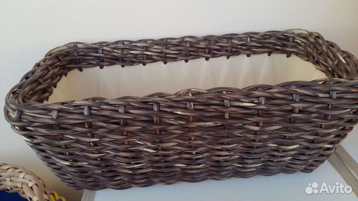 Ящик балконный,горшок для цветов