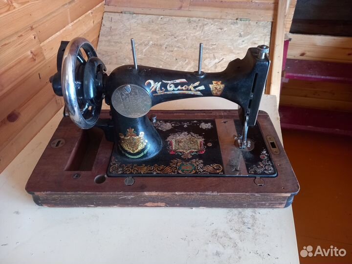 Антиквариат швейная машинка