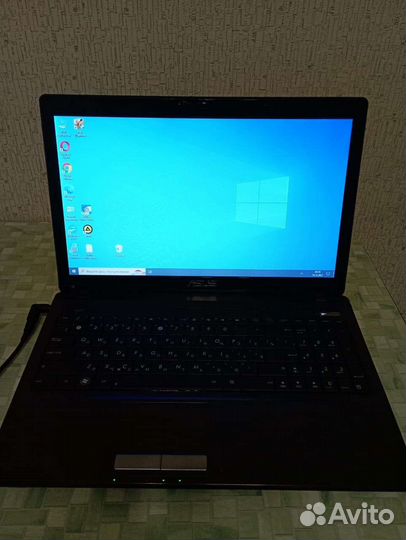Ноутбук asus