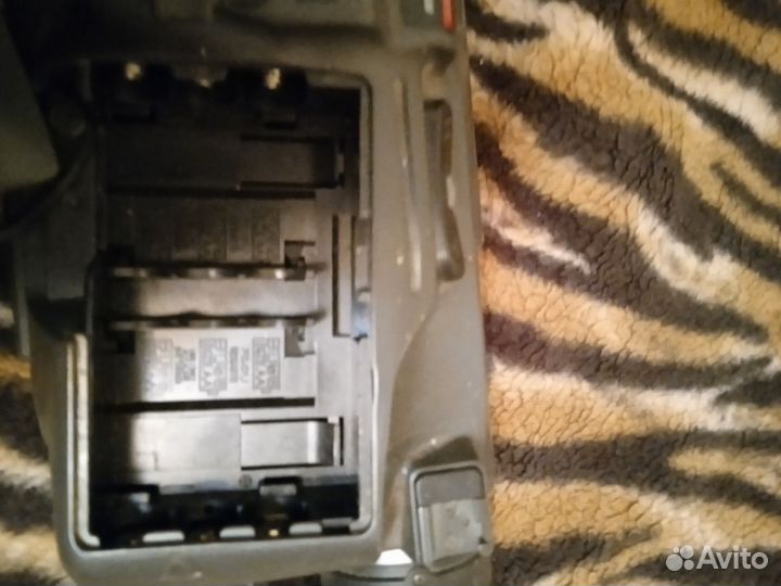 Видеокамера hitachi vm-e210e неисправна