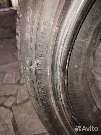 Pirelli Formula Ice 225/45 R17 94T