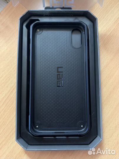 Чехол UAG на iPhone xr