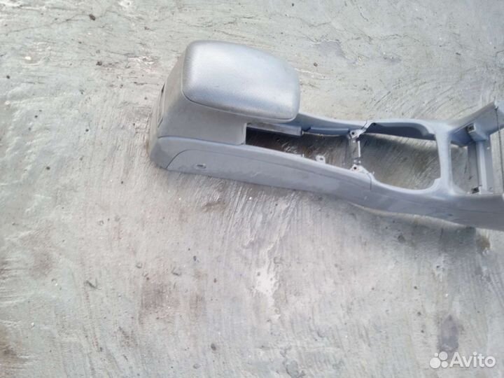 Подлокотник opel vectra b