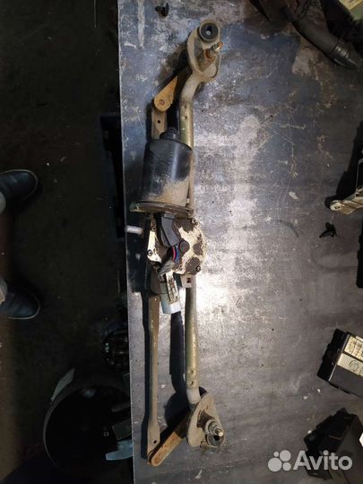 Трапеция дворников с мотором BYD F3